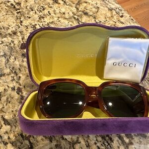 Gucci Brown Tortoiseshell Sunglasses with Dark Green Lenses